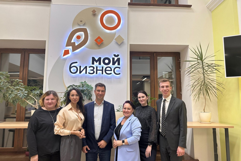 Владимир Строев и победительницы проекта «Мой добрый бизнес» обсудили вопросы развития социального предпринимательства